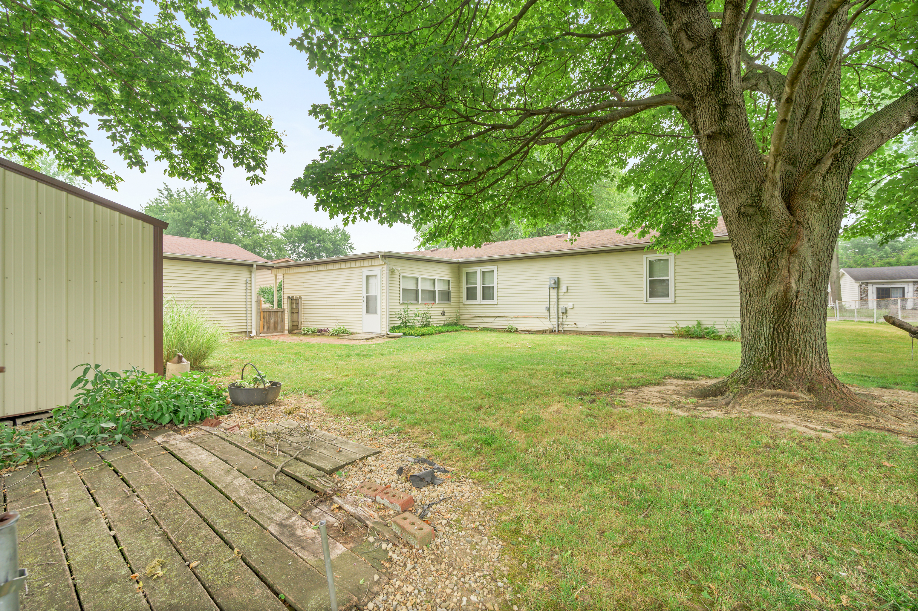 719 Sprenger Road Seymour, IN 47274 - Photo 39 of 44