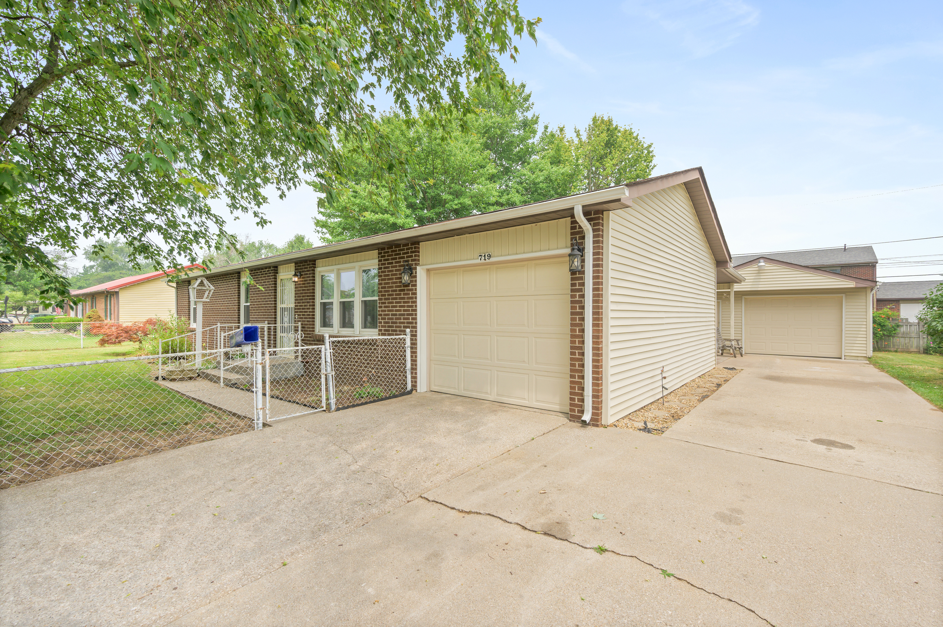 719 Sprenger Road Seymour, IN 47274 - Photo 40 of 44