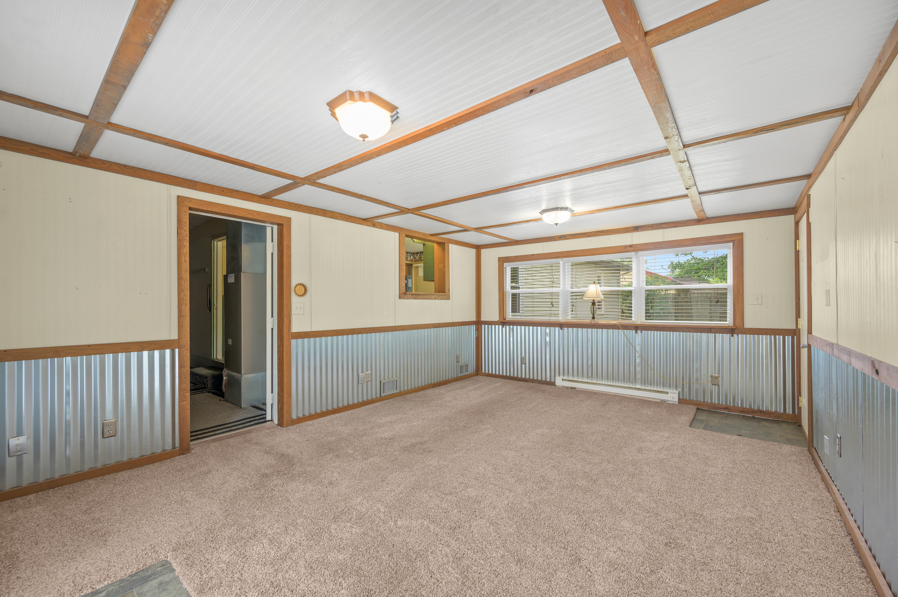 719 Sprenger Road Seymour, IN 47274 - Photo 5 of 44