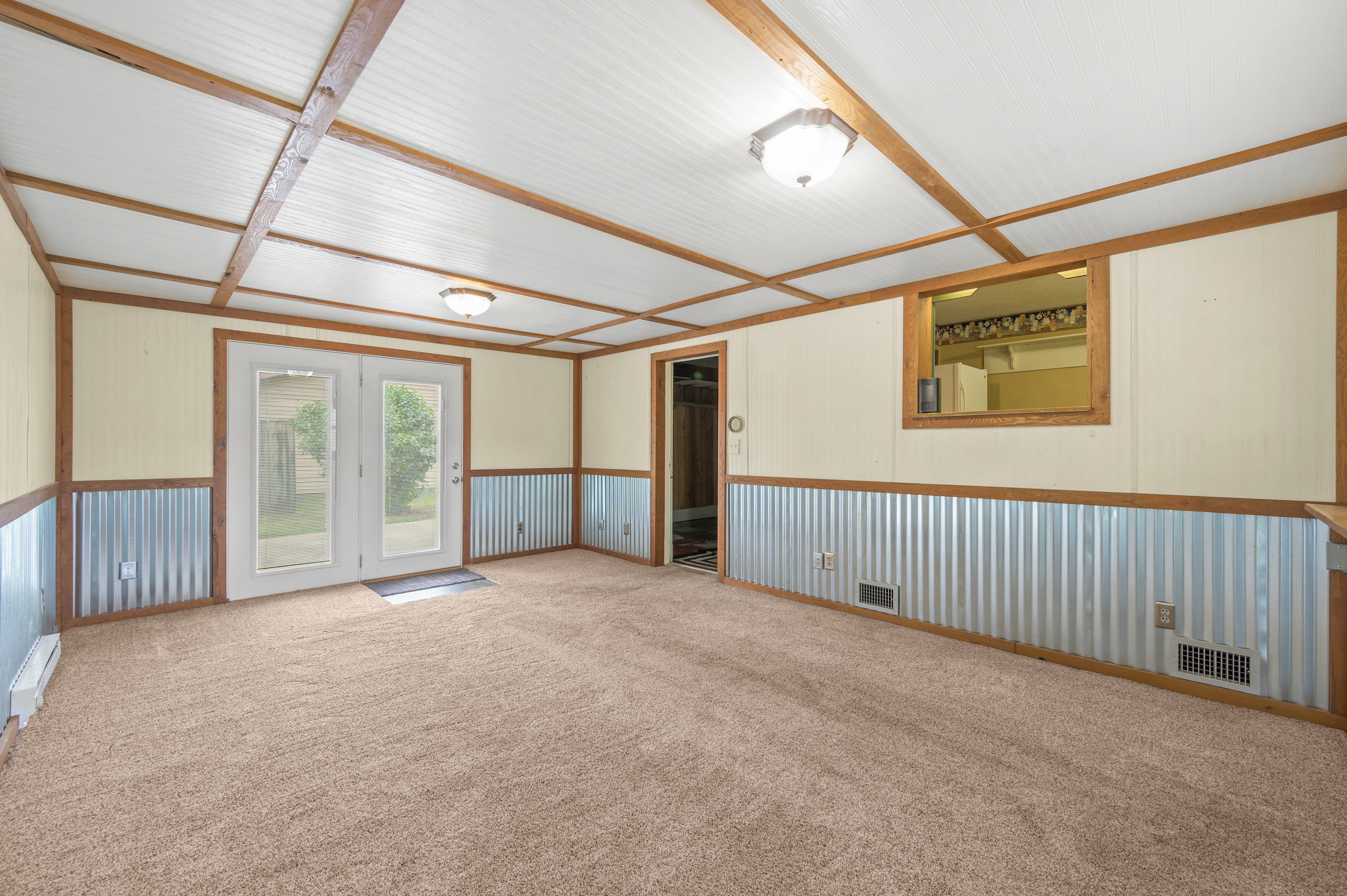 719 Sprenger Road Seymour, IN 47274 - Photo 6 of 44