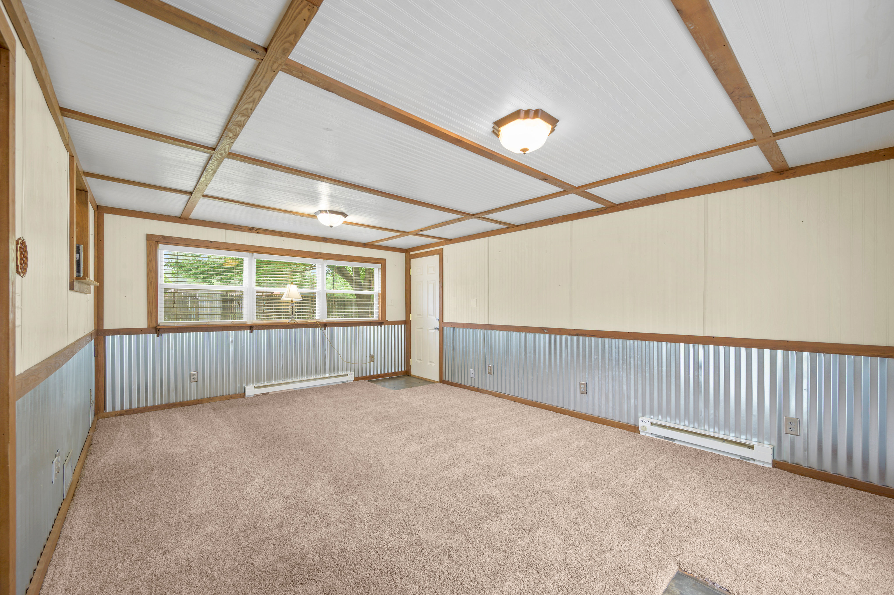 719 Sprenger Road Seymour, IN 47274 - Photo 7 of 44