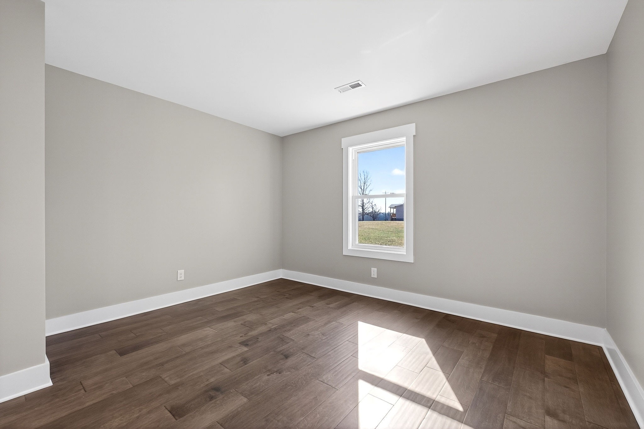 1277 Bluff Springs Road McMinnville, TN 37110 - Photo 20 of 54