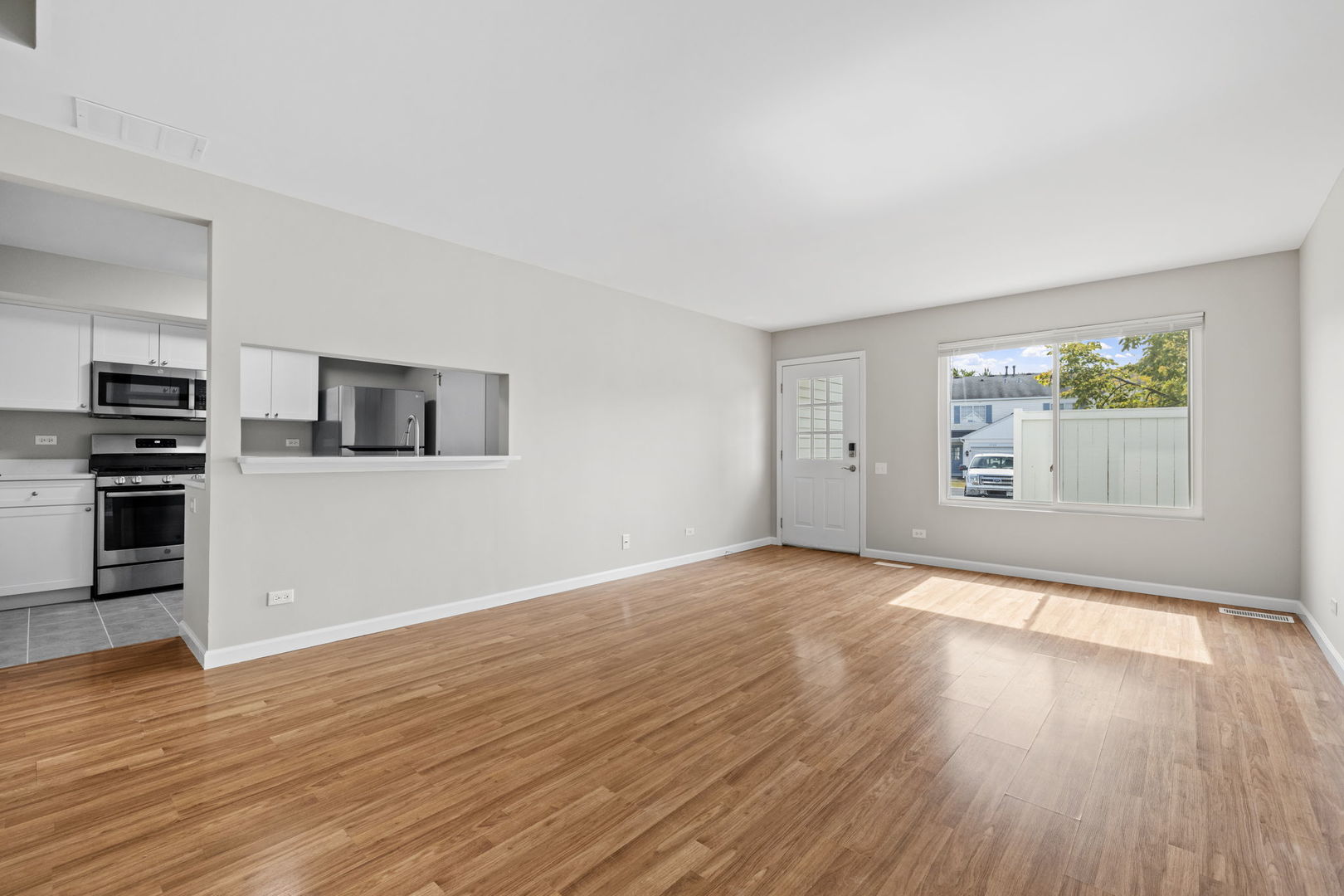 1322 Normantown Road, Unit 306 Naperville, IL 60564 - Photo 11 of 17 Gallery Image 11