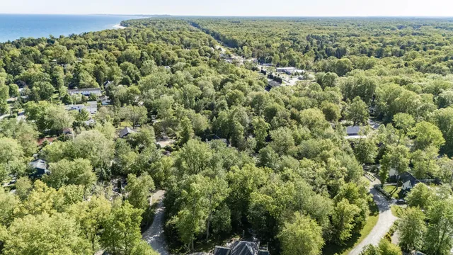 $369,900 | 16225 Quality Lane, Union Pier, MI 49129