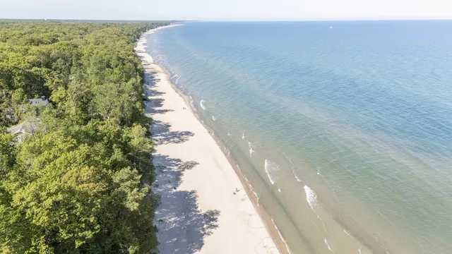 $369,900 | 16225 Quality Lane, Union Pier, MI 49129