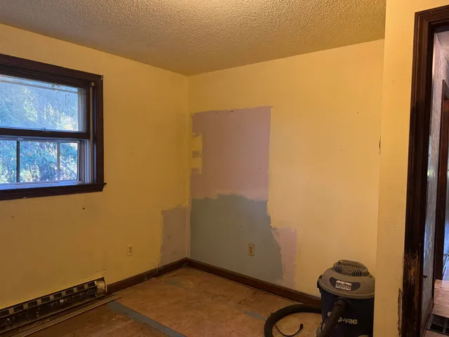 $199,900 | 32 Nyes Corner Drive, Fairfield, ME 04937