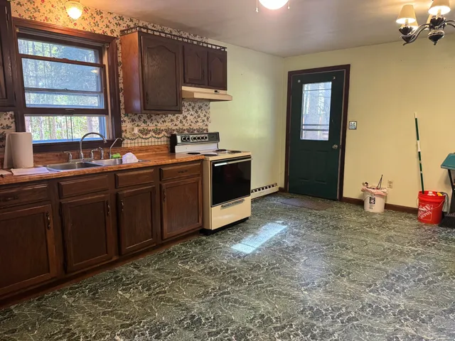 $199,900 | 32 Nyes Corner Drive, Fairfield, ME 04937