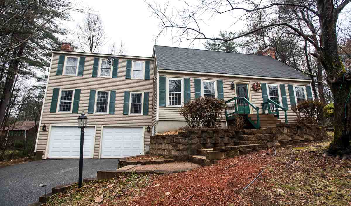 3 Independence Avenue Derry, NH 03038 - Photo 2 of 27