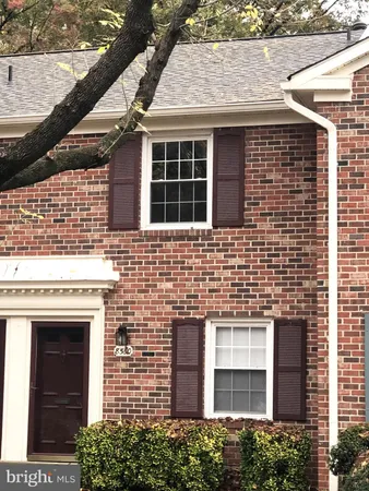 $2,250 | 8550 Barrington Court, Unit 928, Springfield, VA 22152