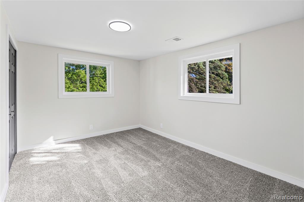 1460 West Silverbell Road Lake Orion, MI 48359 - Photo 61 of 69