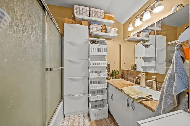 $725,000 | 50 West Mountain Street, Pasadena, CA 91103