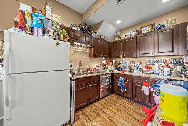 $725,000 | 50 West Mountain Street, Pasadena, CA 91103