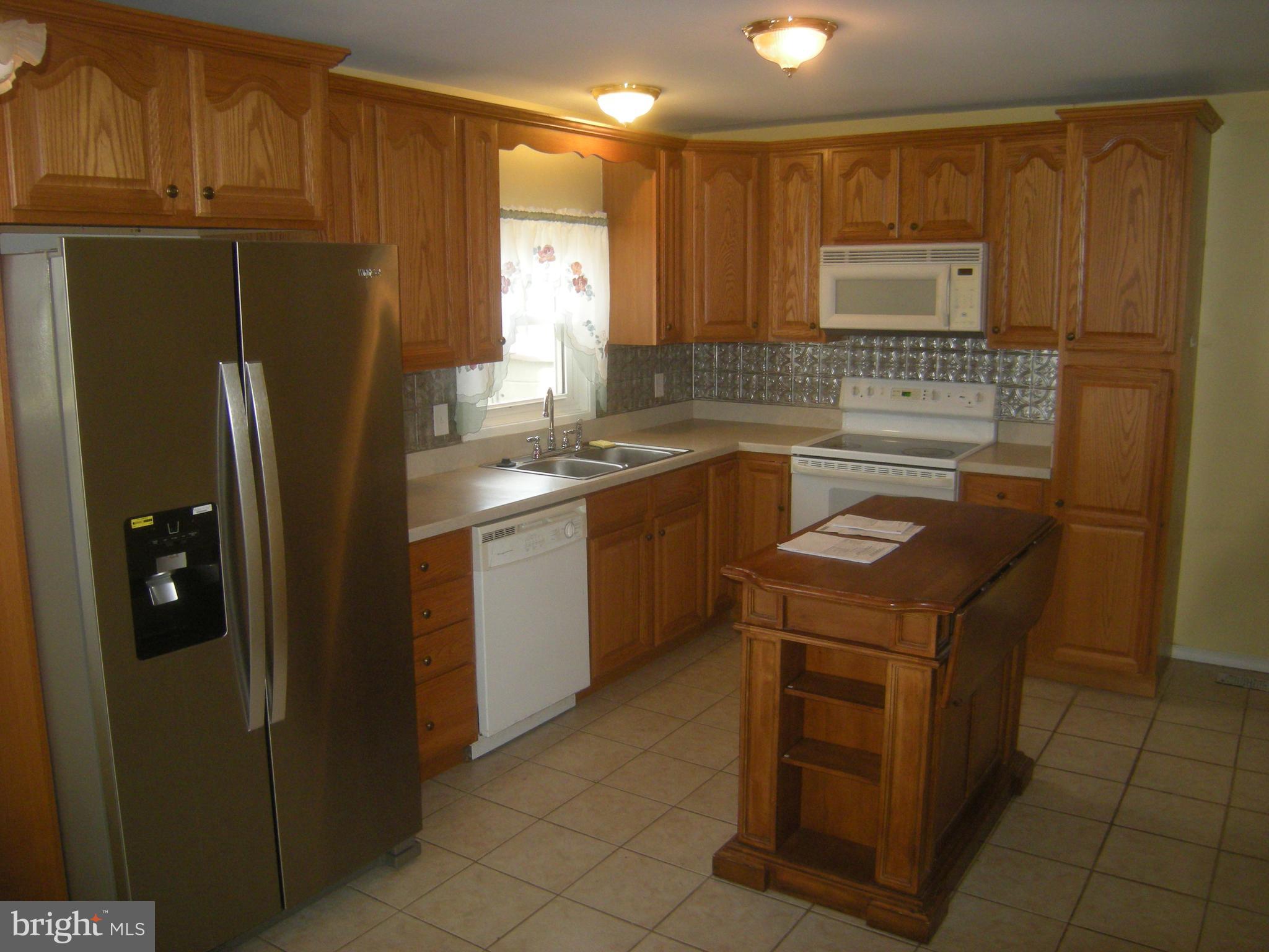 331 Brock Bridge Road Laurel, MD 20724 - Photo 7 of 28 Gallery Image 7