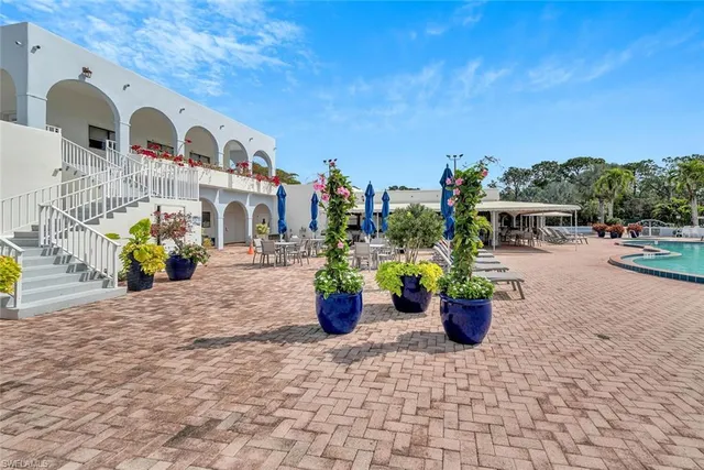 $329,000 | 3311 Europa Drive, Unit 324, Naples, FL 34105