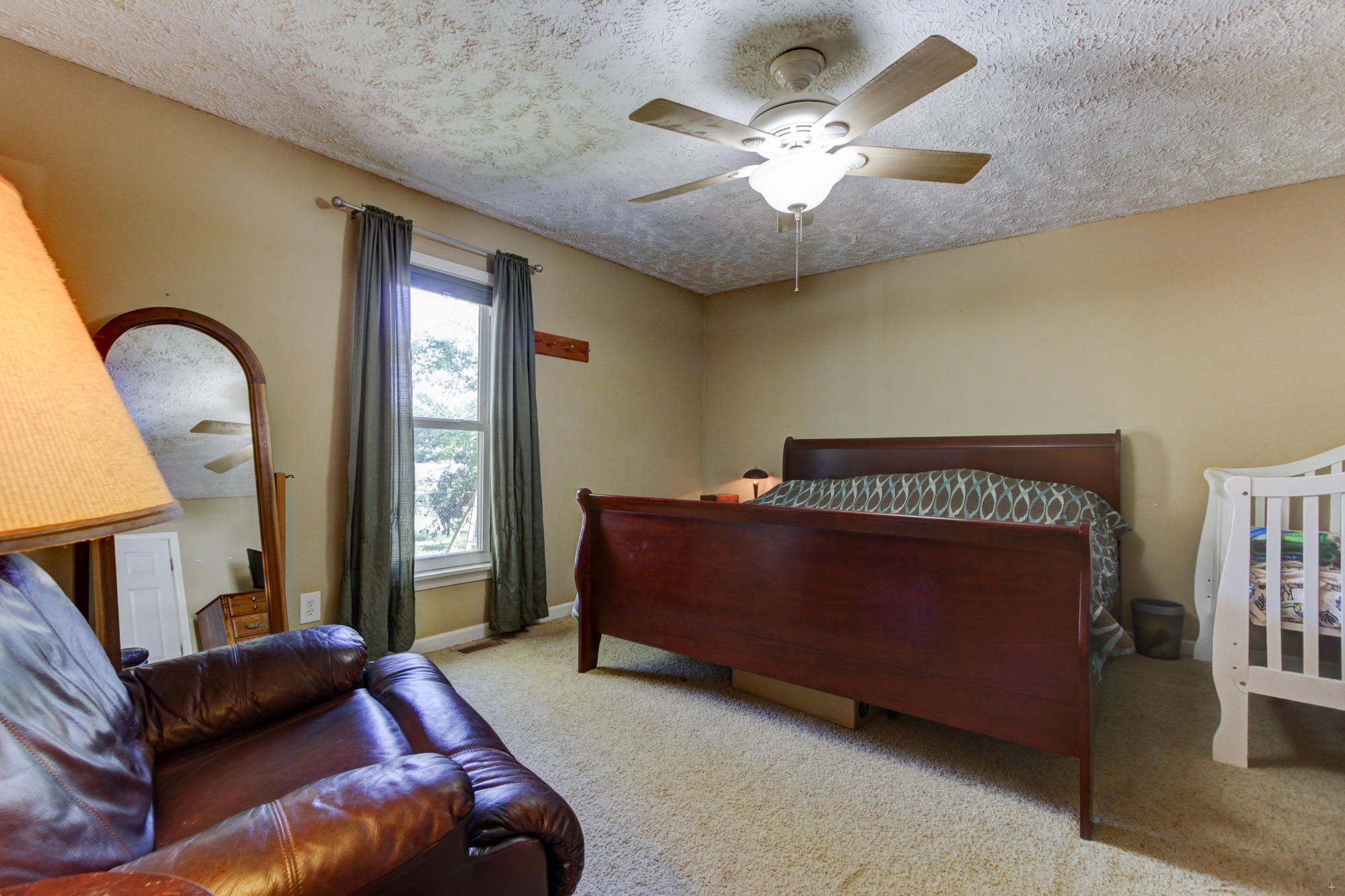 4920 Coster Road Knoxville, TN 37912 - Photo 11 of 22 4920 Coster Road- Master Bedroom