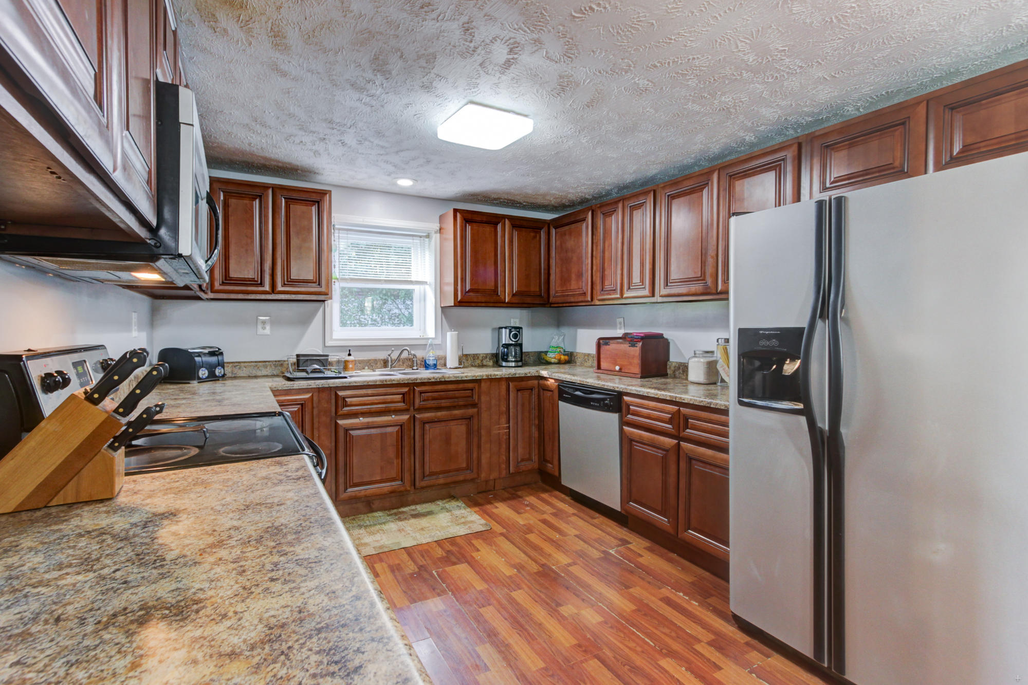 4920 Coster Road Knoxville, TN 37912 - Photo 6 of 22 4920 Coster Road- Kitchen