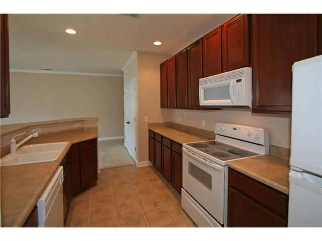 1088 Falcon Ridge Indianapolis, IN 46280 - Photo 13 of 20 Gallery Image 13