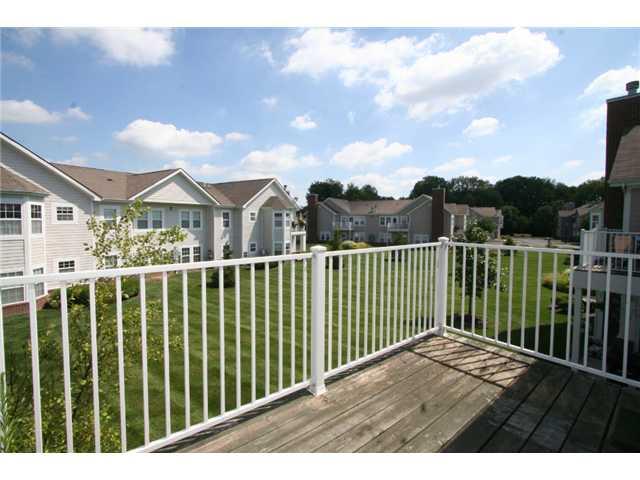 1088 Falcon Ridge Indianapolis, IN 46280 - Photo 3 of 20 Gallery Image 3