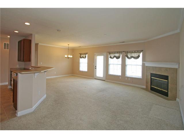 1088 Falcon Ridge Indianapolis, IN 46280 - Photo 7 of 20 Gallery Image 7
