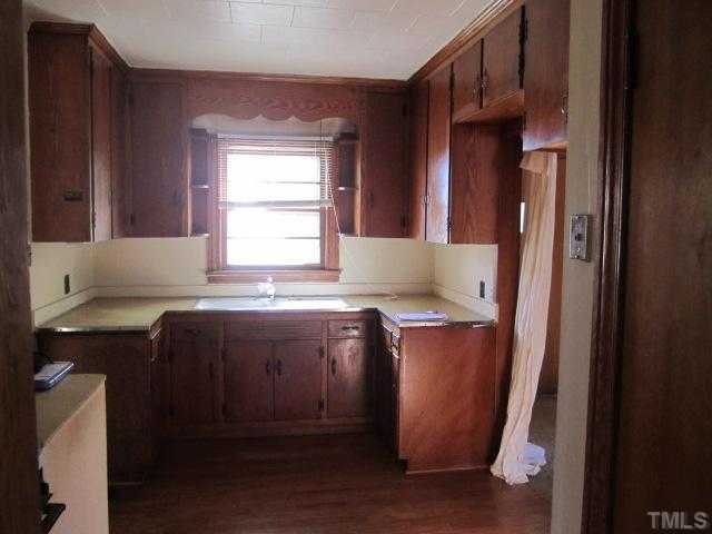 1931 Brogden Road Smithfield, NC 27577 - Photo 6 of 7 Gallery Image 6