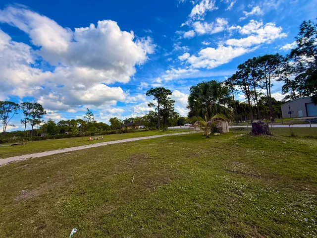 $2,500 | 16031 78th Road North, Loxahatchee, FL 33470