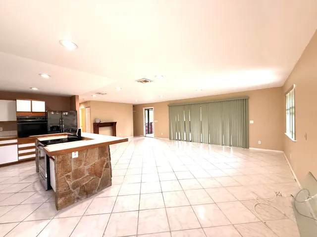 $2,500 | 16031 78th Road North, Loxahatchee, FL 33470