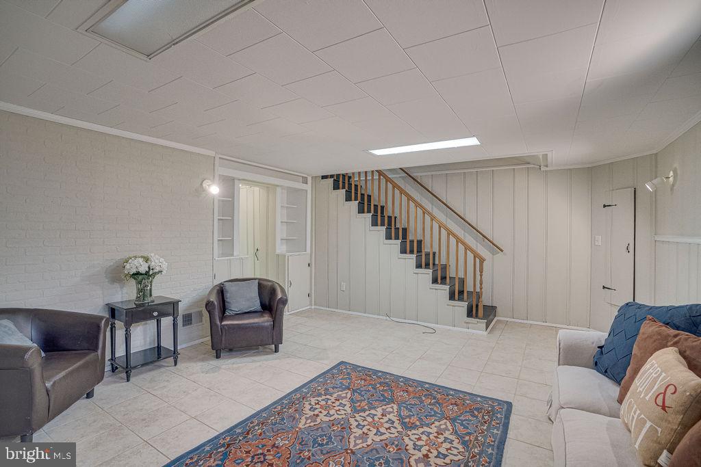 6471 Blenheim Road Baltimore, MD 21212 - Photo 20 of 50 Another view- Ceramic Tile flooring
