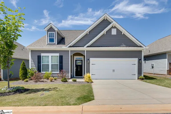 $379,900 | 1726 Wabash Place, Boiling Springs, SC 29316