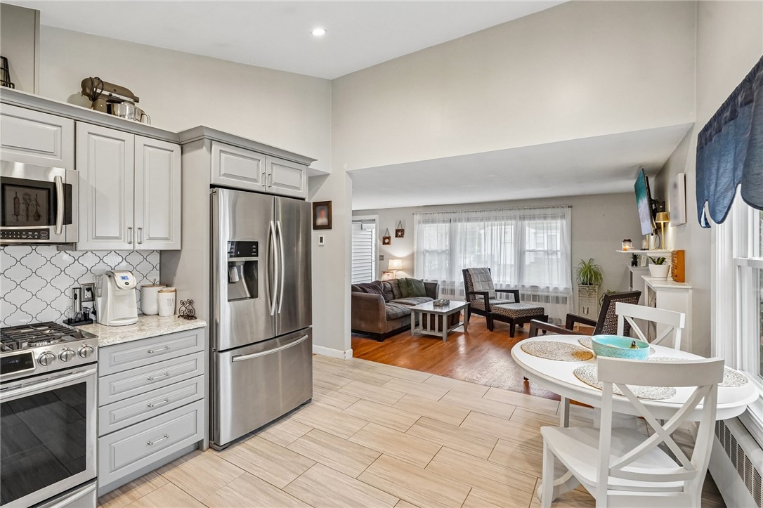 87 Evergreen Street Cumberland, RI 02864 - Photo 8 of 25