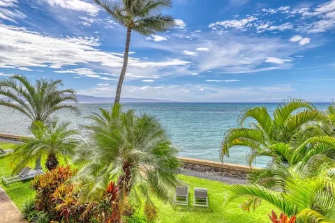 $735,000 | 4435 Lower Honoapiilani Road, Unit 204, Lahaina, HI 96761