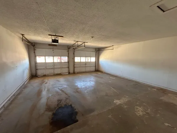 $99,900 | 1926 Ave H, Levelland, TX 79336