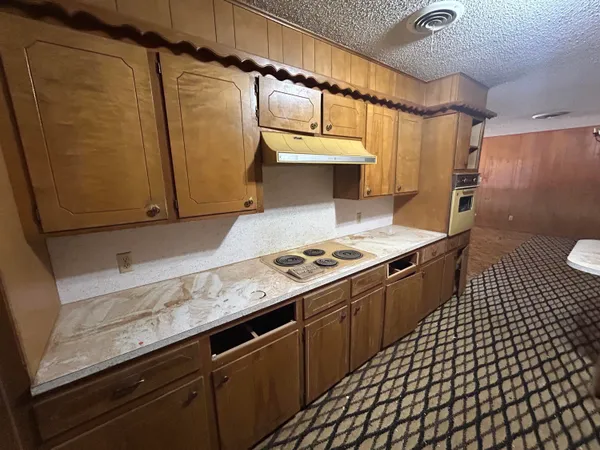 $99,900 | 1926 Ave H, Levelland, TX 79336