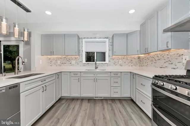 $669,000 | 10810 Wheeler Drive, Silver Spring, MD 20901