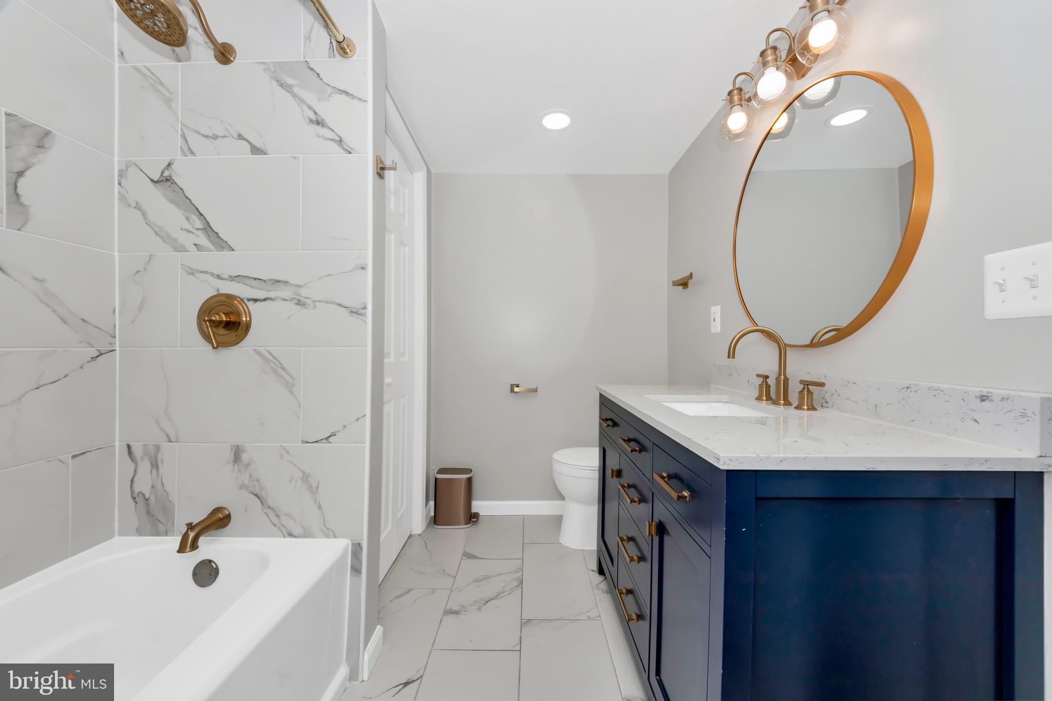 10810 Wheeler Drive Silver Spring, MD 20901 - Photo 32 of 43 Bathroom 3 - with hall and bedroom access