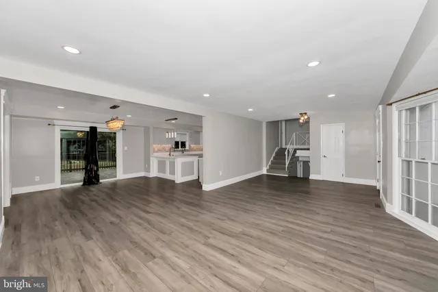 $669,000 | 10810 Wheeler Drive, Silver Spring, MD 20901