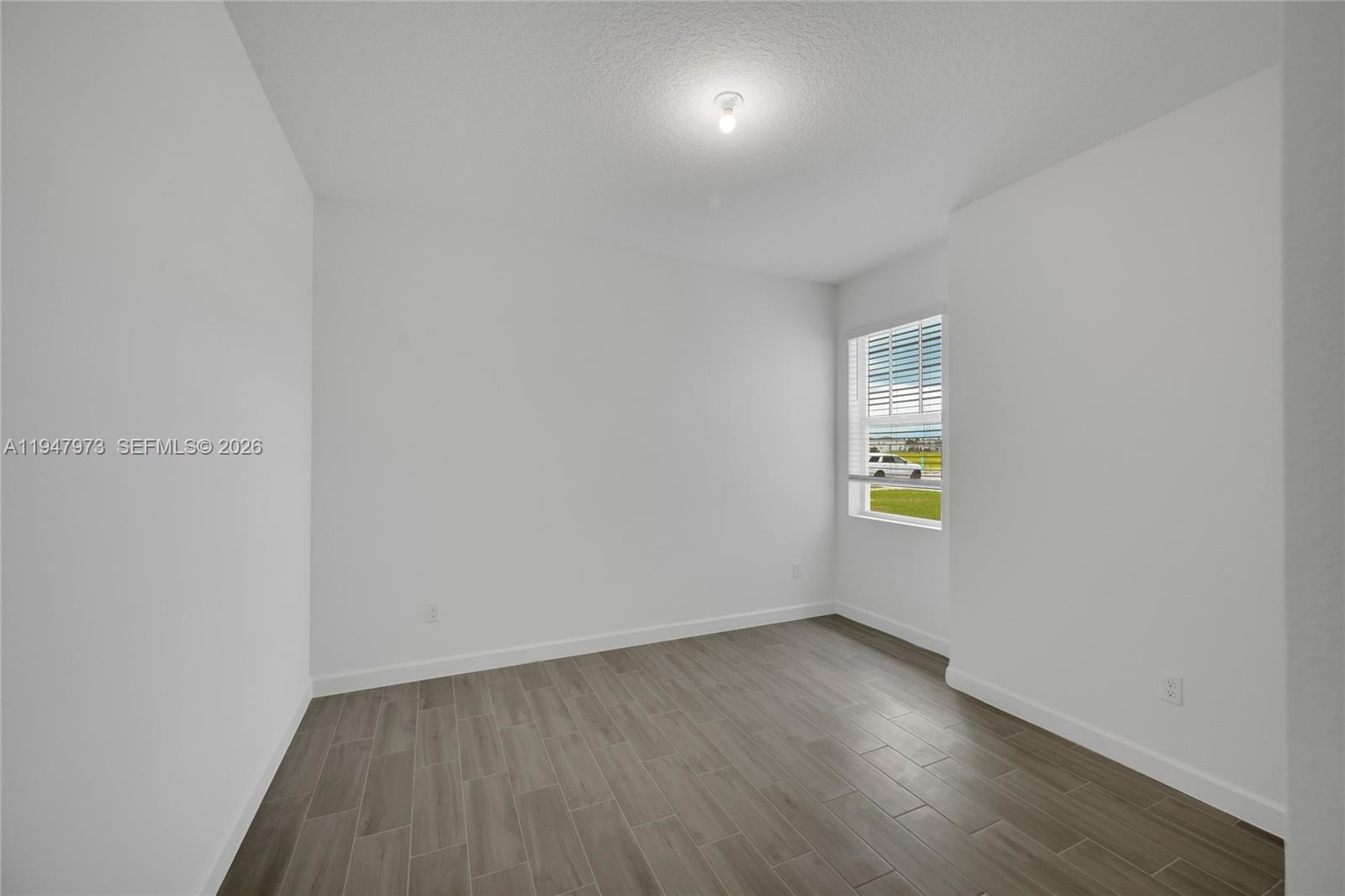 19457 Whispering Creek Road Loxahatchee, FL 33470 - Photo 11 of 15