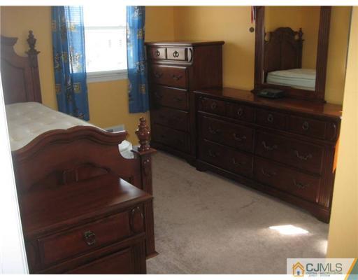 400 Halsey Road North Brunswick, NJ 08902 - Photo 13 of 15 Gallery Image 13