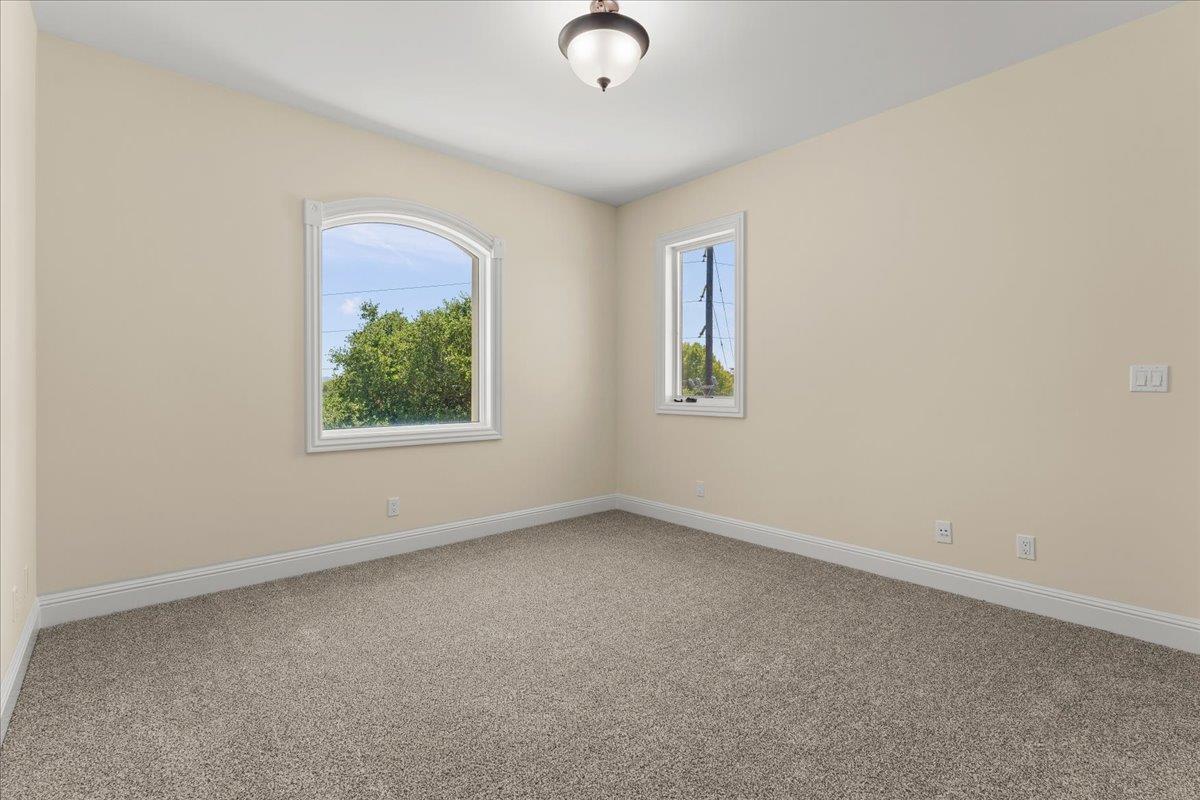 2100 Stone Ridge Drive Watsonville, CA 95076 - Photo 31 of 50 an empty room with a window