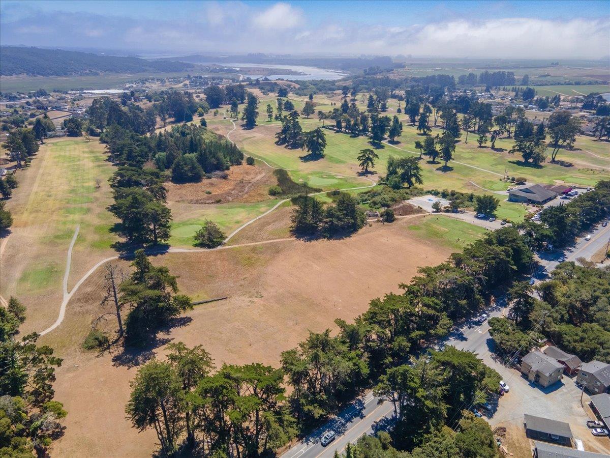 2100 Stone Ridge Drive Watsonville, CA 95076 - Photo 43 of 50 a view of a city