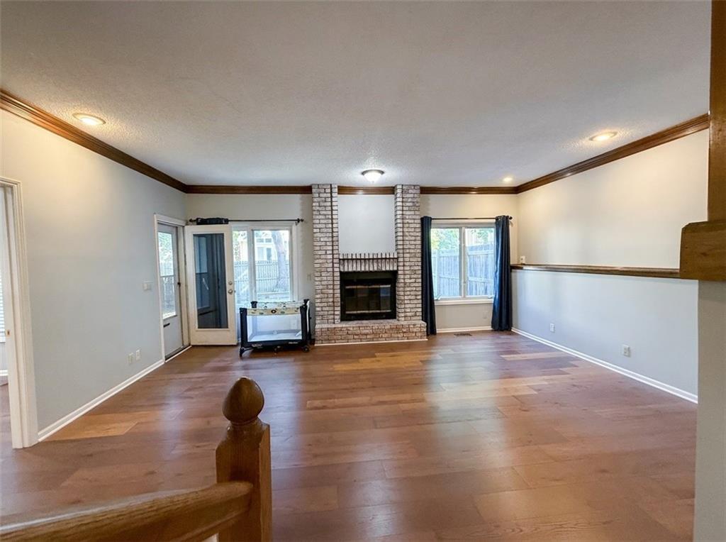 8323 West 120th Terrace Overland Park, KS 66213 - Photo 11 of 28