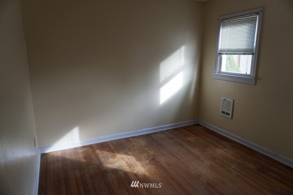 93 Southwest 7th Street Chehalis, WA 98532 - Photo 12 of 22 Gallery Image 12
