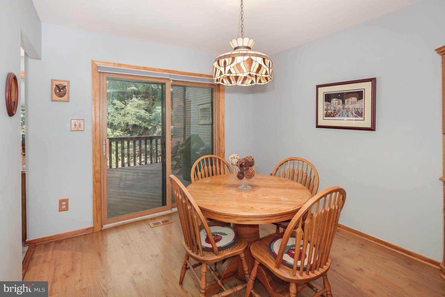 2047 Winged Foot Court Reston, VA 20191 - Photo 5 of 26 Dining Room