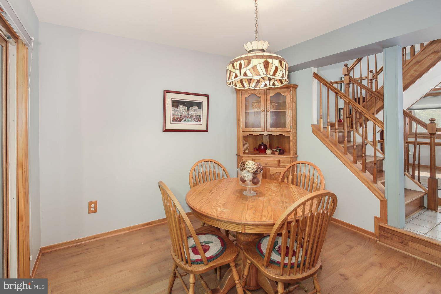 2047 Winged Foot Court Reston, VA 20191 - Photo 6 of 26 Dining Room