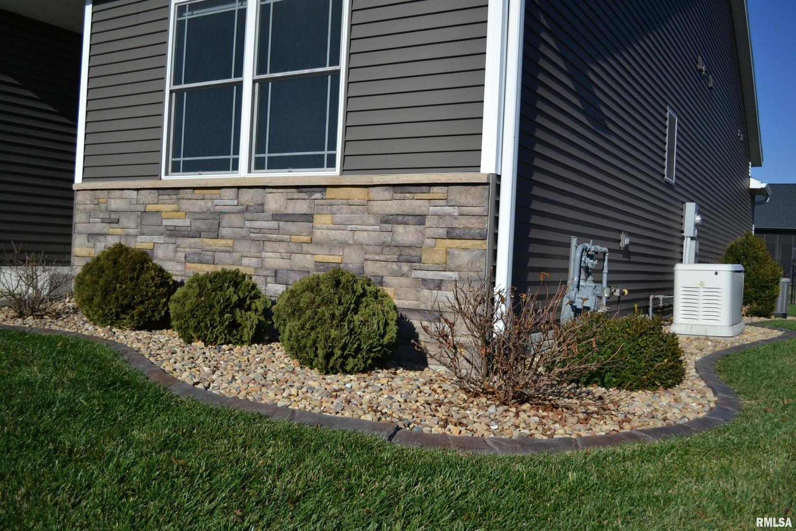 4605 Bellevue Drive Springfield, IL 62711 - Photo 2 of 27