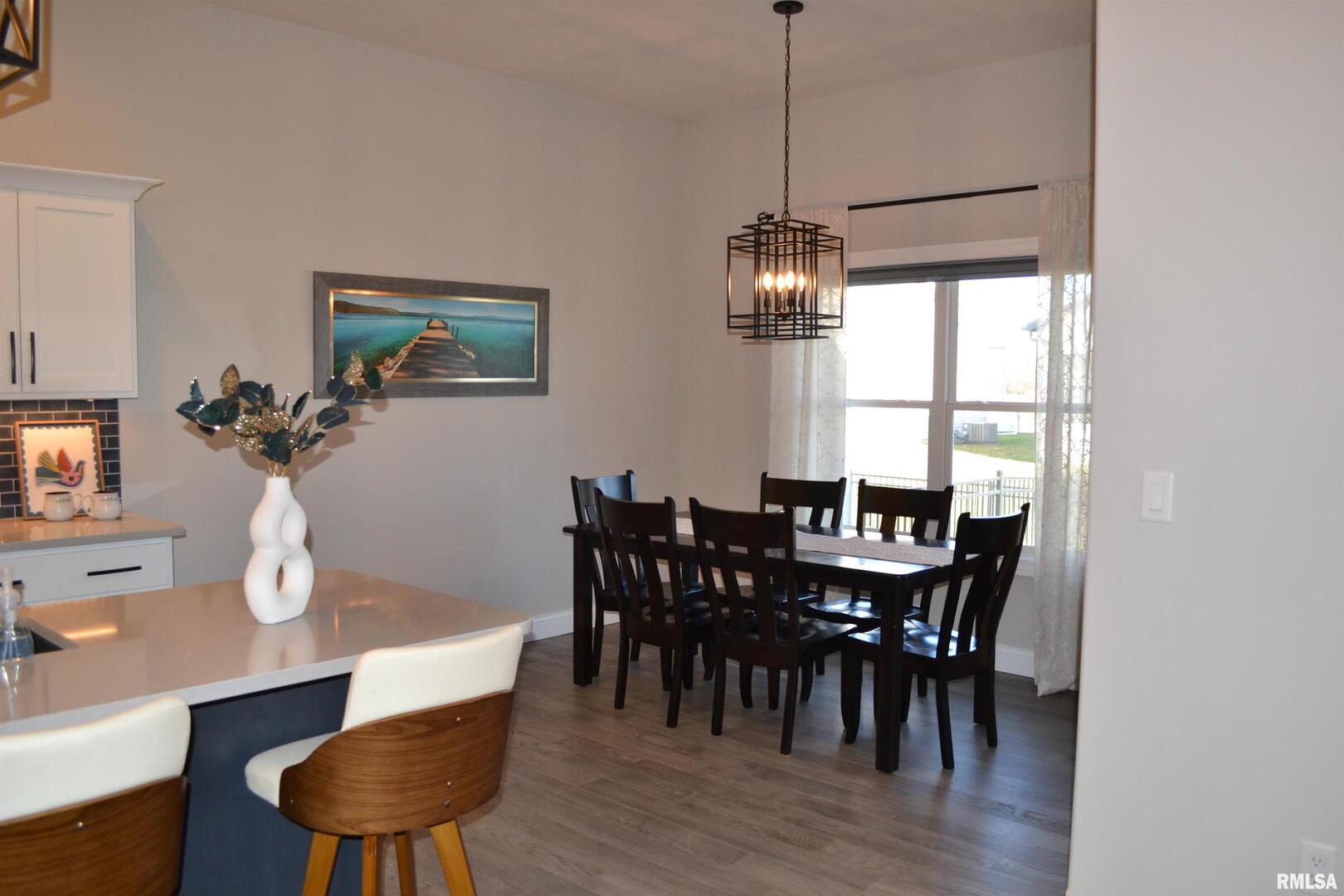 4605 Bellevue Drive Springfield, IL 62711 - Photo 7 of 27