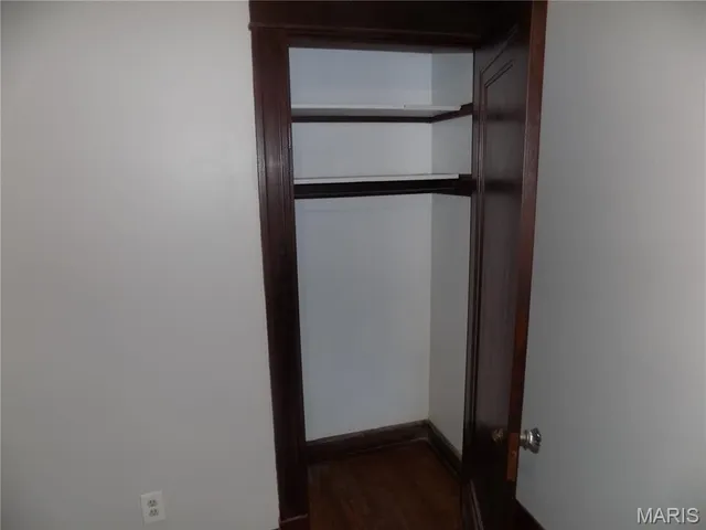 $93,000 | 5958 Park Lane, St. Louis, MO 63147