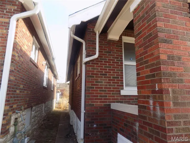 $93,000 | 5958 Park Lane, St. Louis, MO 63147