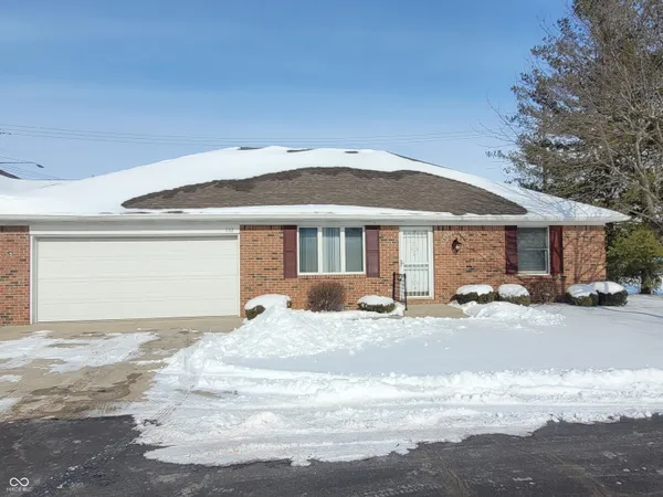 $227,500 | 632 North Englewood Drive, Crawfordsville, IN 47933