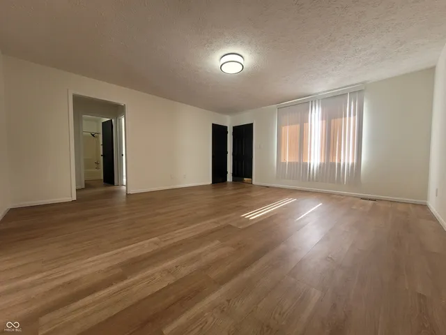 $227,500 | 632 North Englewood Drive, Crawfordsville, IN 47933