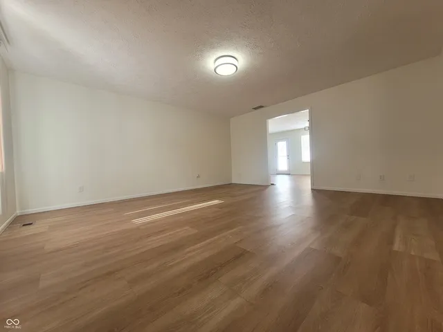 $227,500 | 632 North Englewood Drive, Crawfordsville, IN 47933